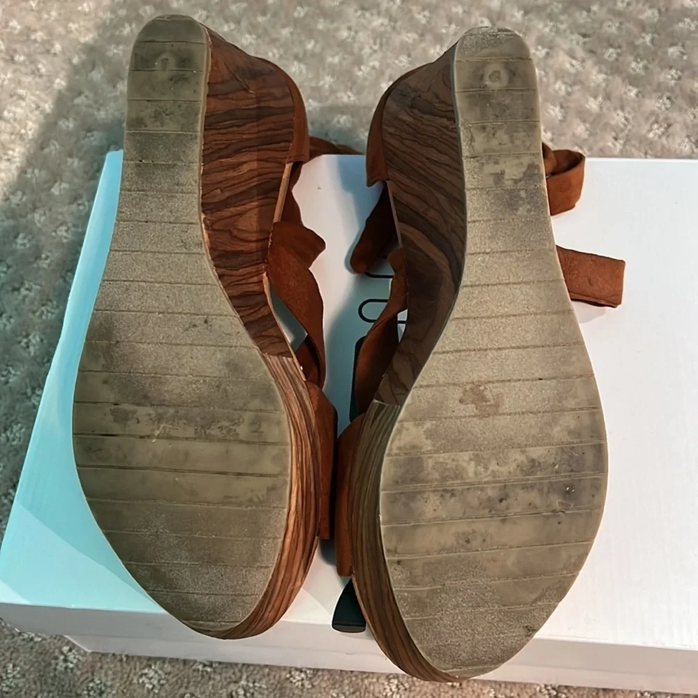 Kenneth Cole Reaction Sole Rise Wedge Sandal